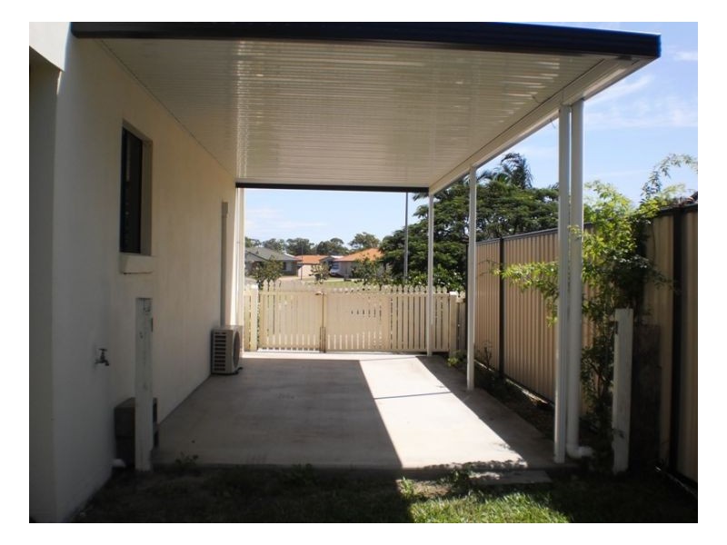 42 Foreshore Drive, Urangan QLD 4655