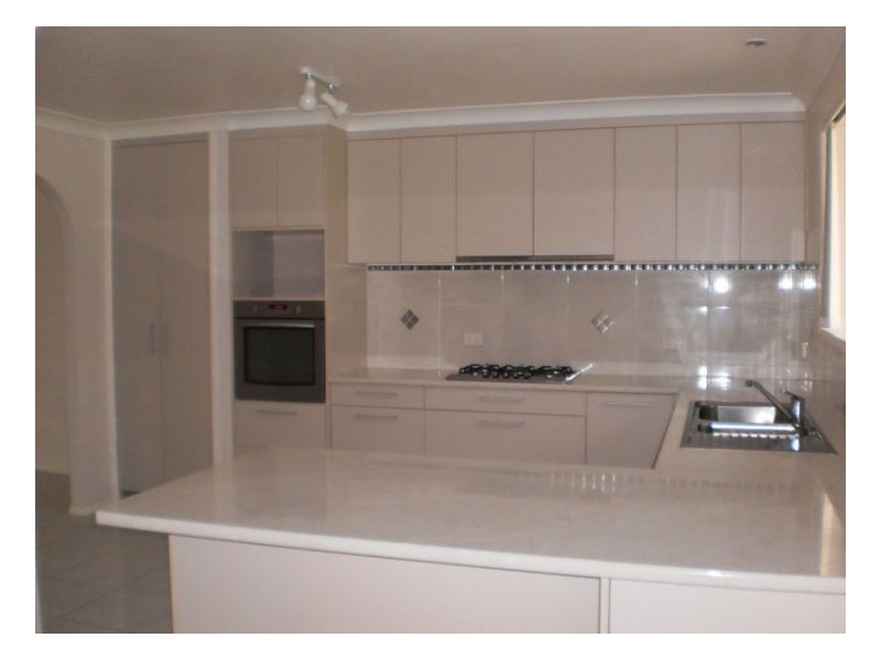 18 Johnston Boulevard, Urraween QLD 4655