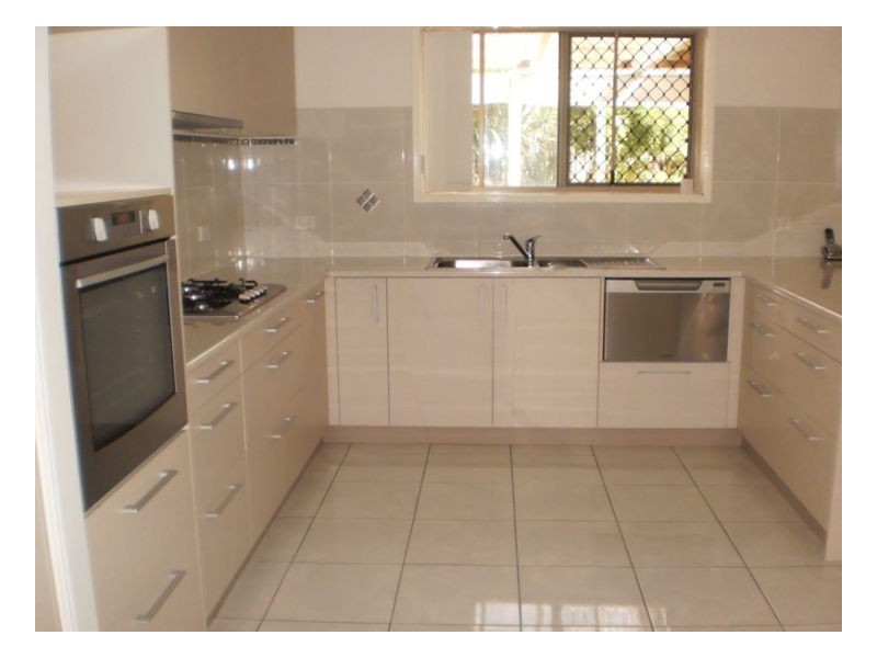 18 Johnston Boulevard, Urraween QLD 4655