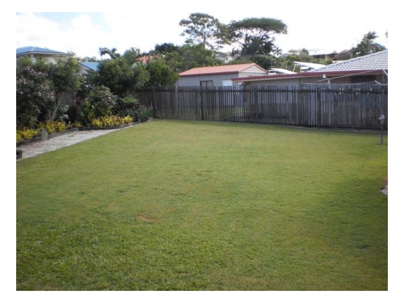 18 Johnston Boulevard, Urraween QLD 4655