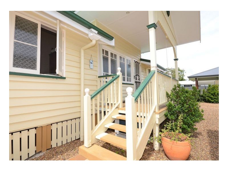72 Honiton Street, Torquay QLD 4655