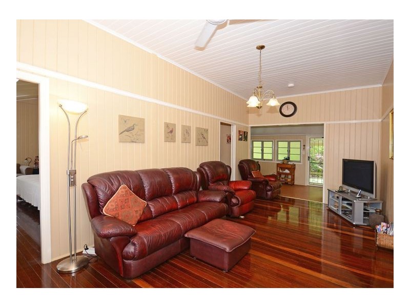 72 Honiton Street, Torquay QLD 4655