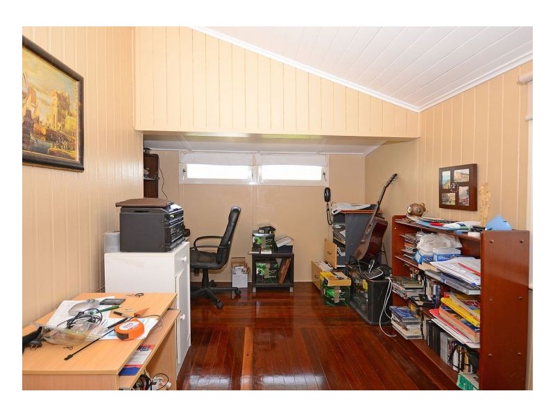 72 Honiton Street, Torquay QLD 4655
