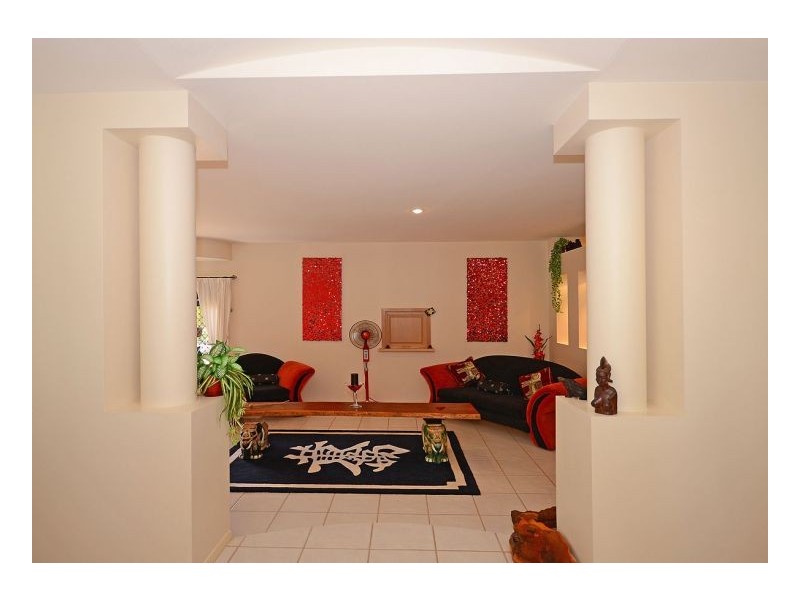 55 Pindari Cres, Sunshine Acres QLD 4655