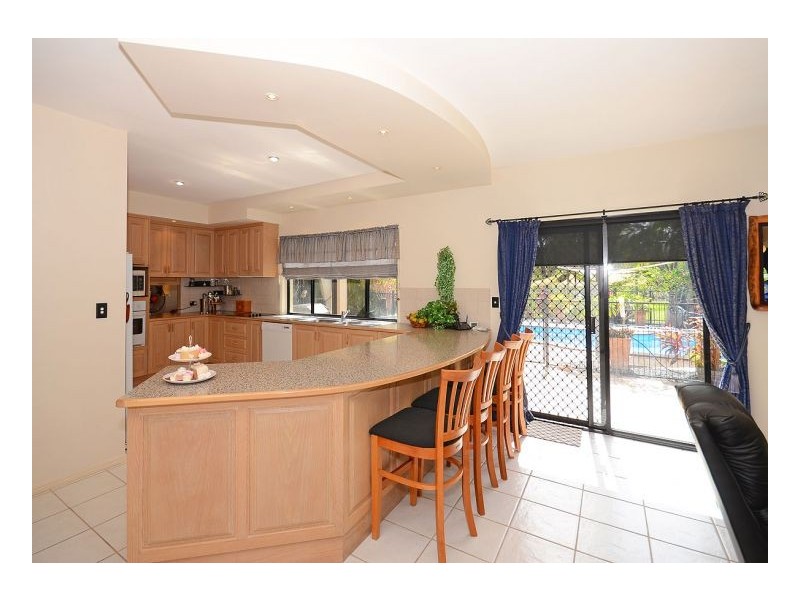 55 Pindari Cres, Sunshine Acres QLD 4655