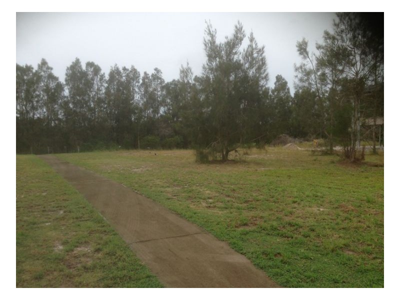 66 Beach Drive, Burrum Heads QLD 4659