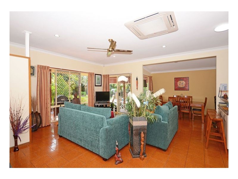 70 Carrick Way, Wondunna QLD 4655