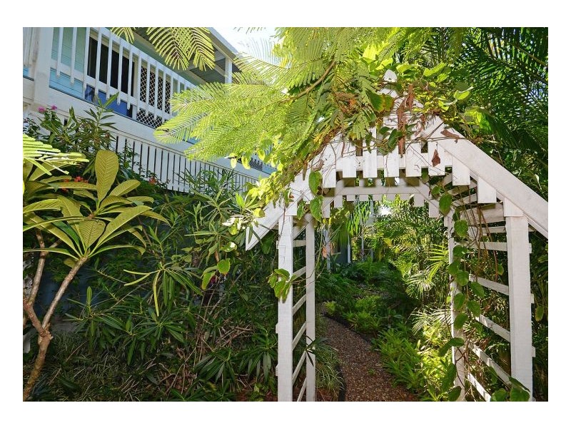 36 Island Outlook, River Heads QLD 4655