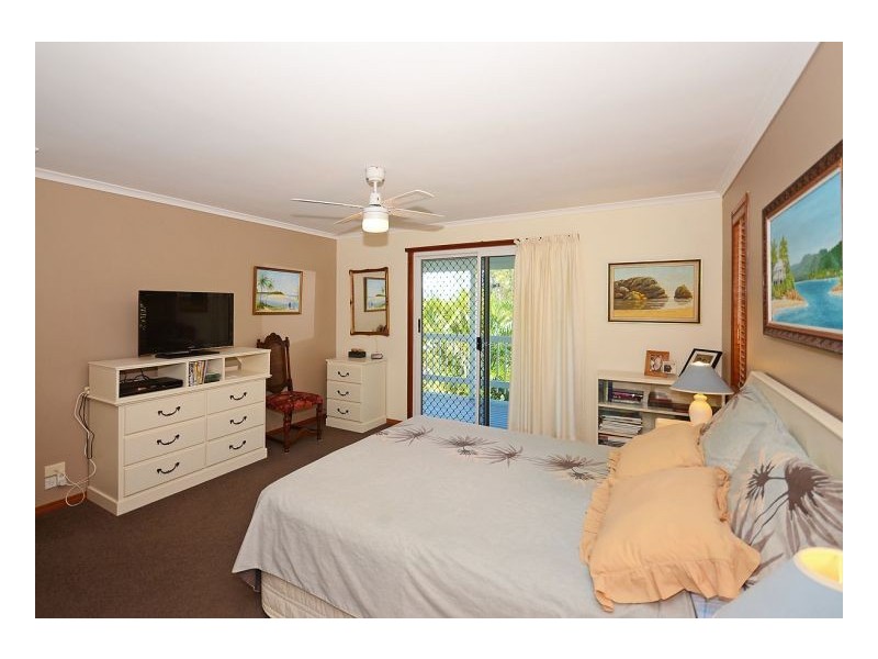 36 Island Outlook, River Heads QLD 4655