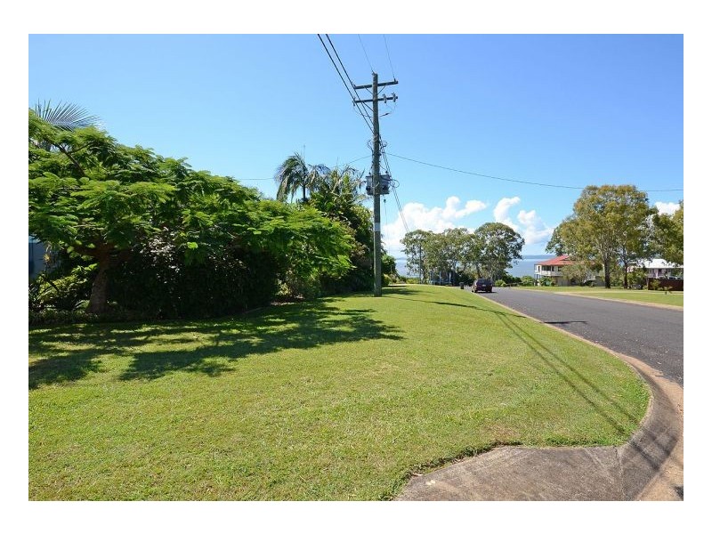 36 Island Outlook, River Heads QLD 4655