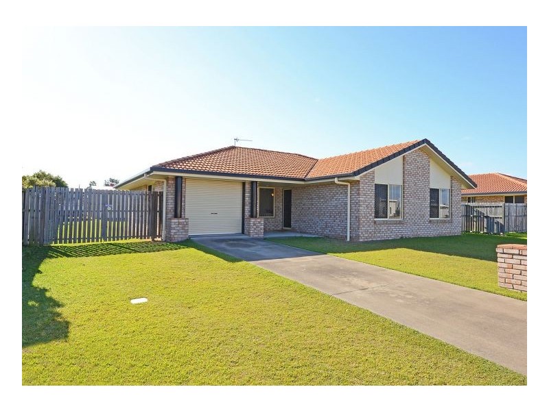 18 Kirton Road, Point Vernon QLD 4655