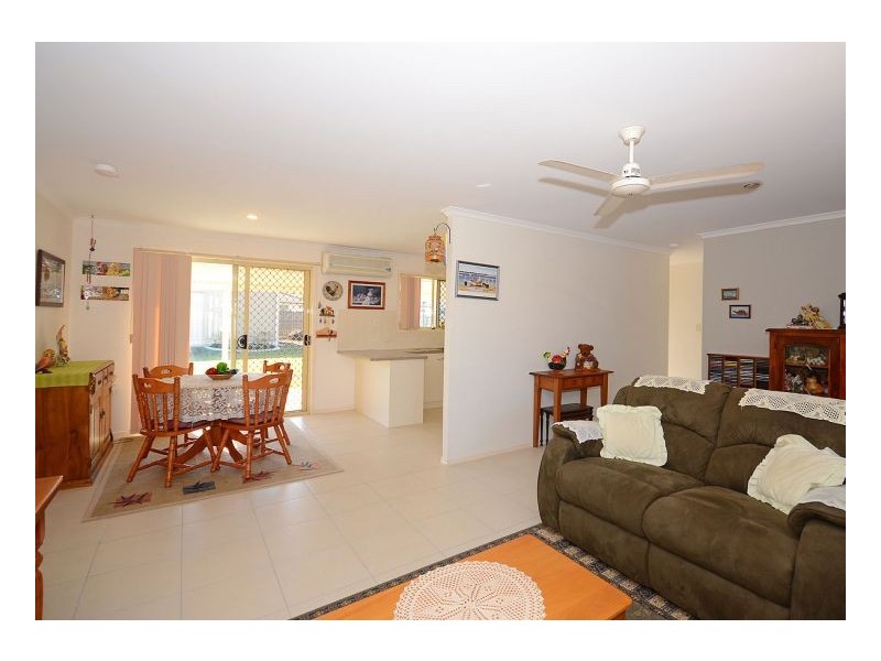 18 Kirton Road, Point Vernon QLD 4655