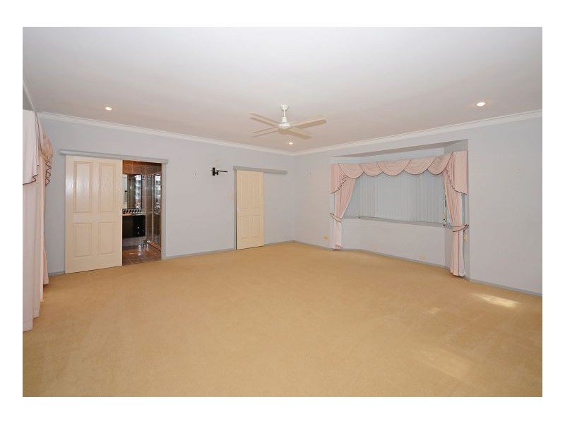 66 Honiton Street, Torquay QLD 4655