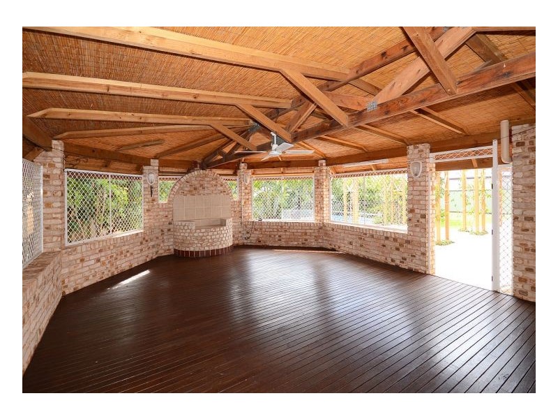 66 Honiton Street, Torquay QLD 4655