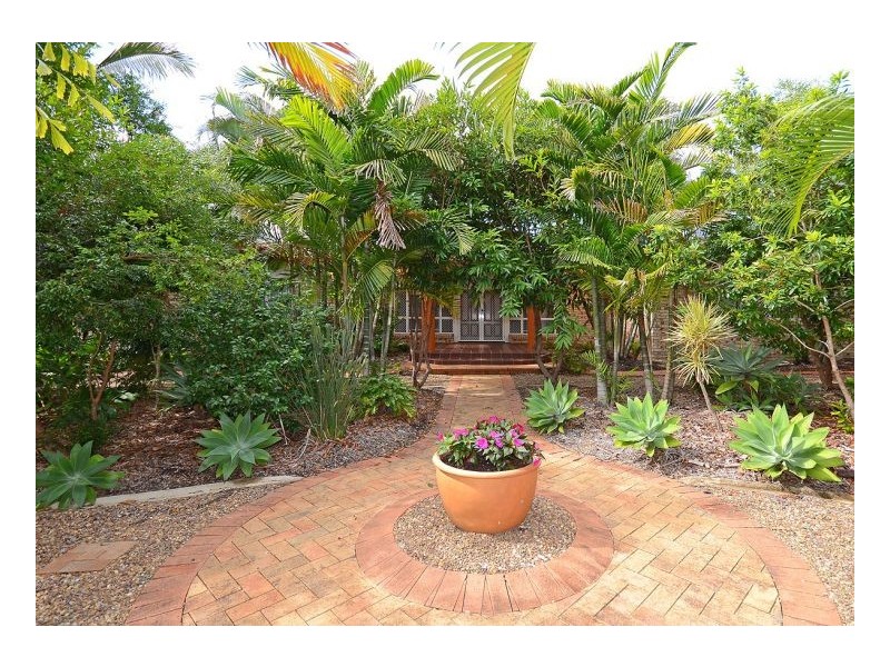 66 Honiton Street, Torquay QLD 4655