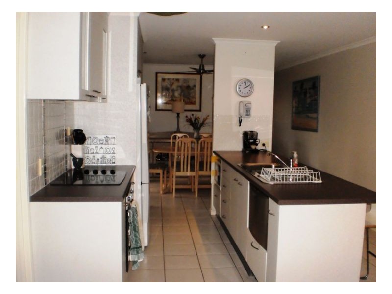 2/11 Lockerbie Court, Kawungan QLD 4655