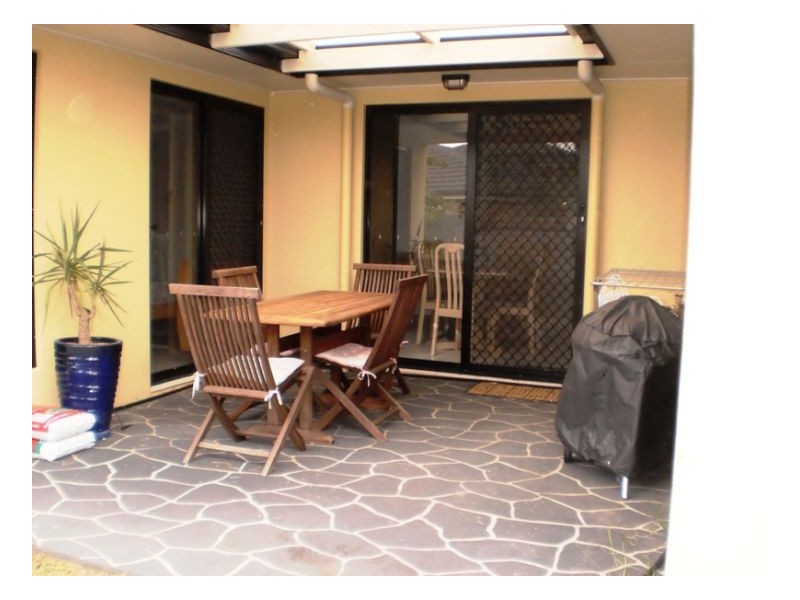 2/11 Lockerbie Court, Kawungan QLD 4655