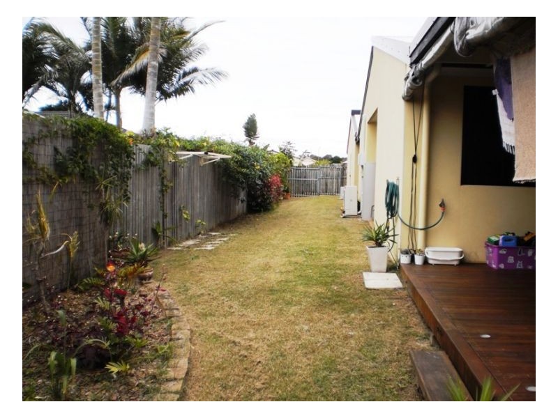 2/11 Lockerbie Court, Kawungan QLD 4655