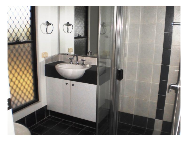 2/11 Lockerbie Court, Kawungan QLD 4655