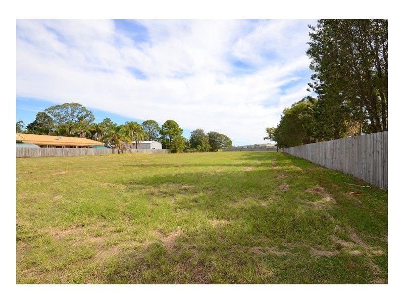 9-11 Bream Street, Kawungan QLD 4655