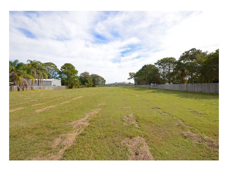9-11 Bream Street, Kawungan QLD 4655