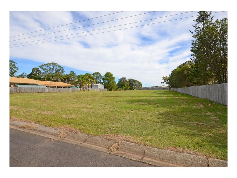 9-11 Bream Street, Kawungan QLD 4655