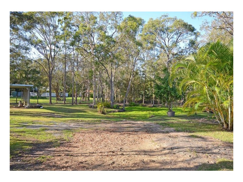 8 Raward Road, Wondunna QLD 4655