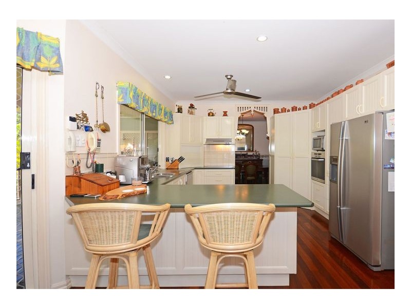 8 Raward Road, Wondunna QLD 4655