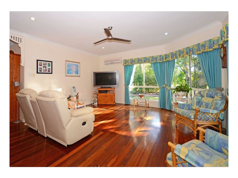 8 Raward Road, Wondunna QLD 4655