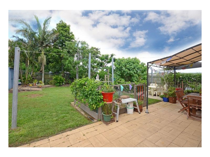 22 Eurong Avenue, Pialba QLD 4655
