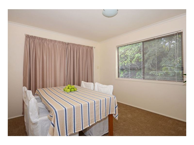 34 Pelican Avenue, Booral QLD 4655