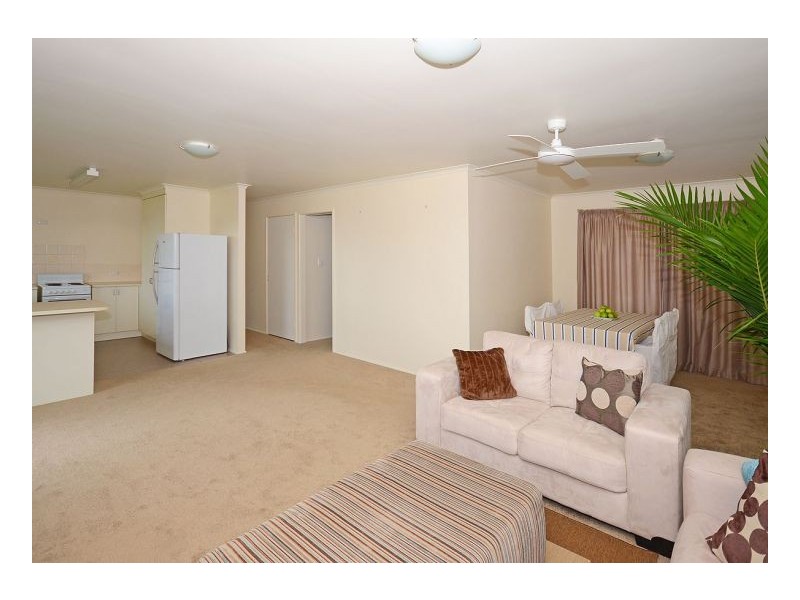 34 Pelican Avenue, Booral QLD 4655