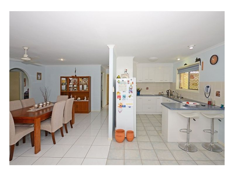 12 Arwon Close, Point Vernon QLD 4655