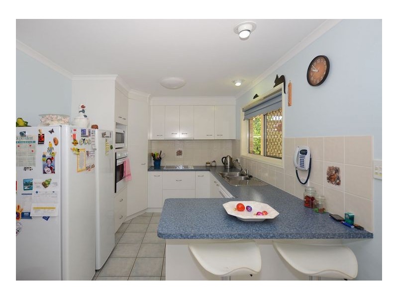 12 Arwon Close, Point Vernon QLD 4655