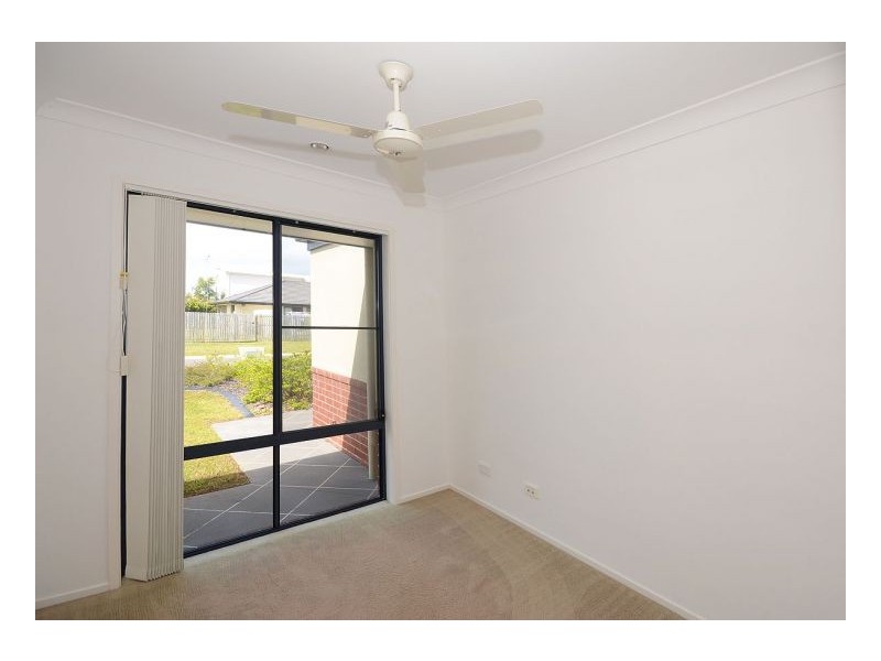 33 Magellan Circuit, Urraween QLD 4655