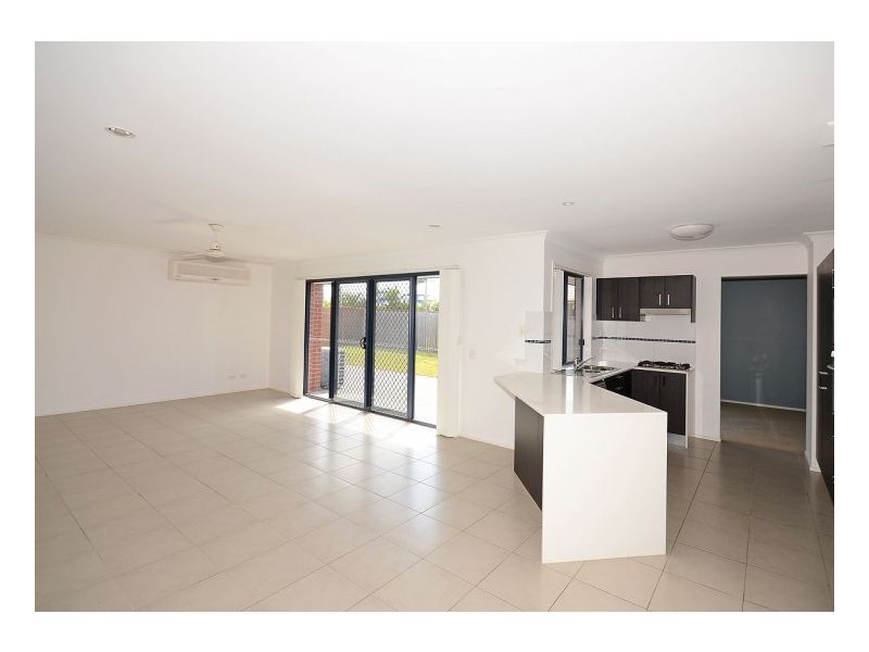 33 Magellan Circuit, Urraween QLD 4655