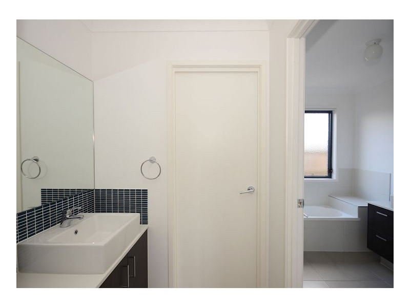 33 Magellan Circuit, Urraween QLD 4655