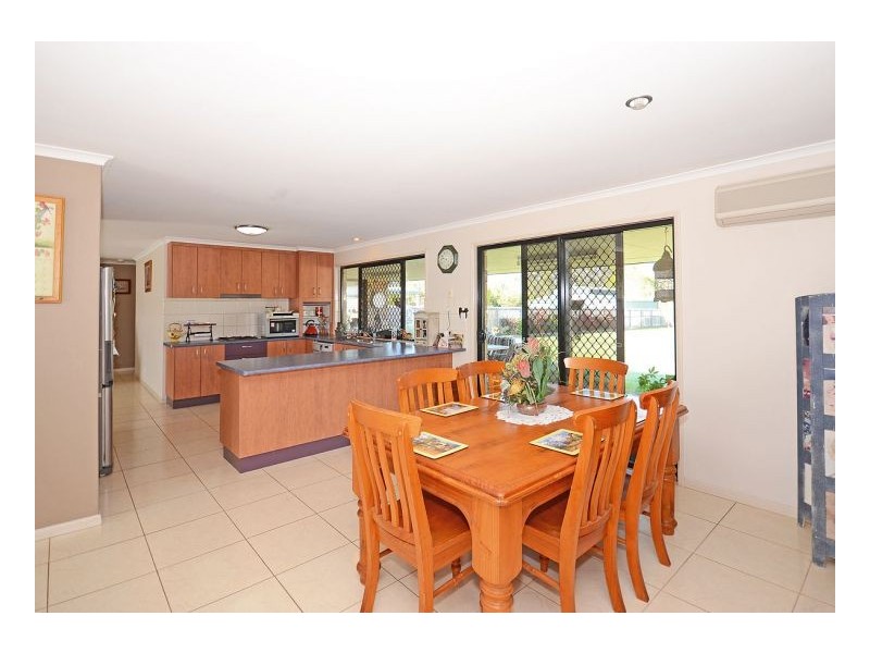 27 Rosedale Drive, Wondunna QLD 4655