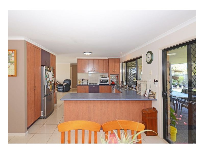 27 Rosedale Drive, Wondunna QLD 4655