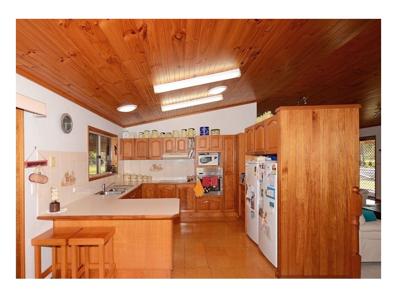 84 Scanlan Street, Sunshine Acres QLD 4655