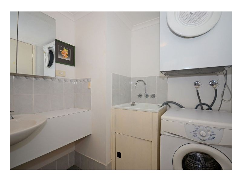 5/325 Esplanade, Scarness QLD 4655