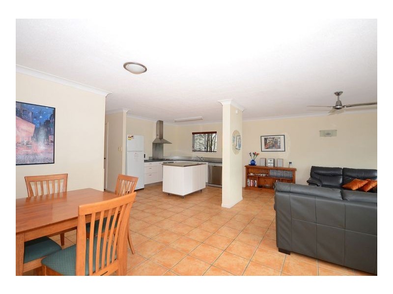 5/325 Esplanade, Scarness QLD 4655