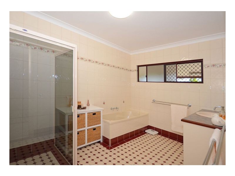 81 Barranjoey Drive, Sunshine Acres QLD 4655
