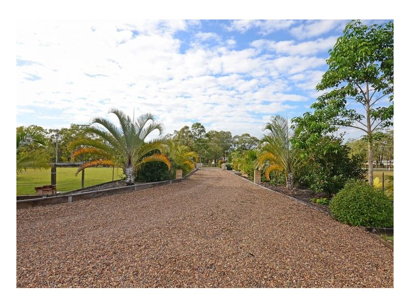 81 Barranjoey Drive, Sunshine Acres QLD 4655