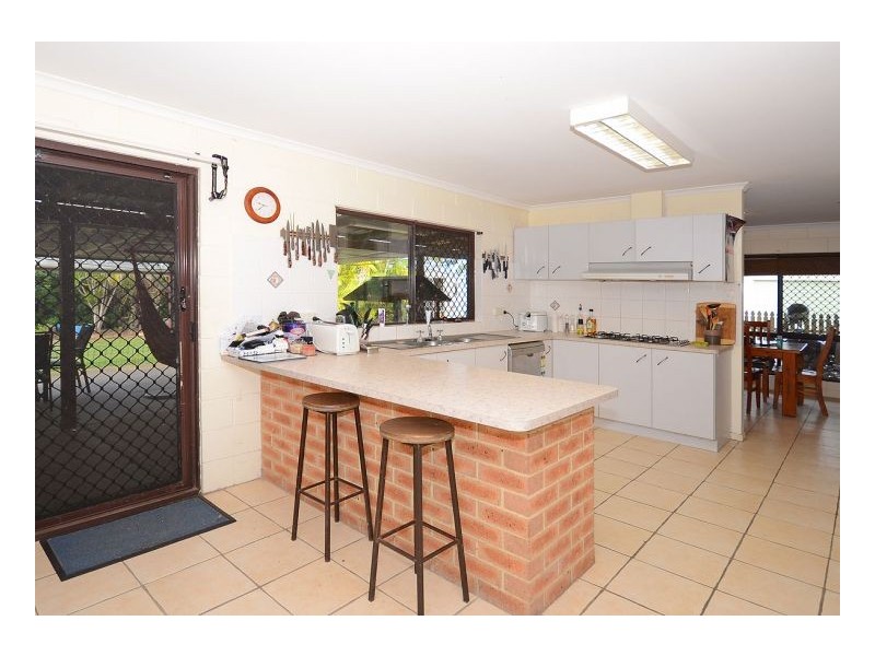 101 Parke Avenue, Sunshine Acres QLD 4655