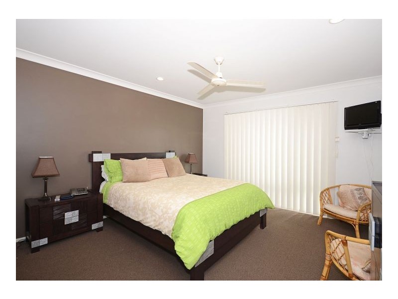 14 Captain Cook Street, Urraween QLD 4655