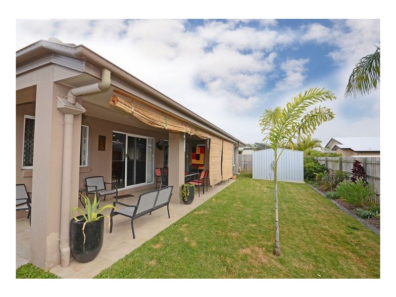 14 Captain Cook Street, Urraween QLD 4655