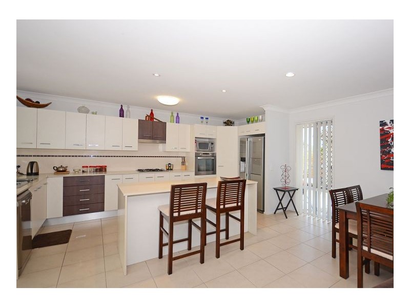 14 Captain Cook Street, Urraween QLD 4655