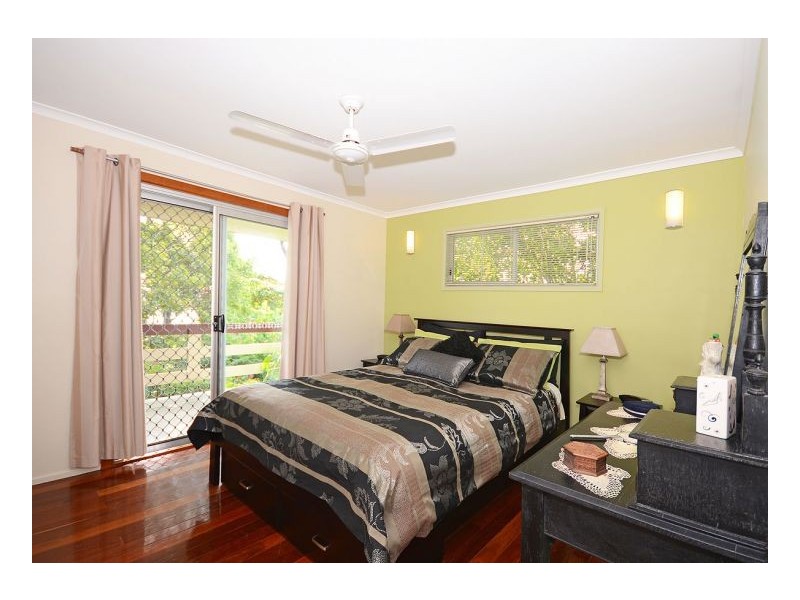320 Boat Harbour Drive, Scarness QLD 4655