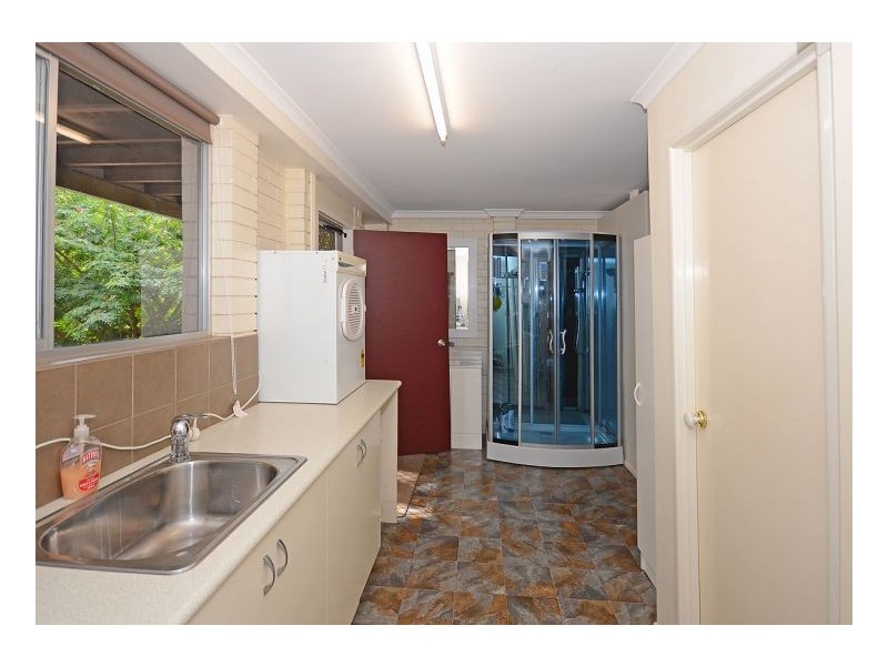 320 Boat Harbour Drive, Scarness QLD 4655